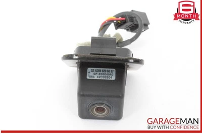 08-15 Mercedes W204 C250 CGI Rear Trunk Rear Back Up View Camera 2048206097 OEM - Image 1 of 4