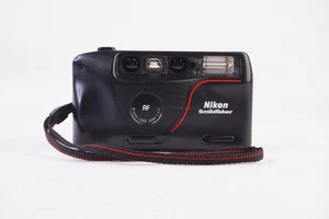 Nikon SmileTaker analoge Kompaktkamera 35 mm *PLATTE FEHLT, SIEHE FOTO* - Bild 1 von 7