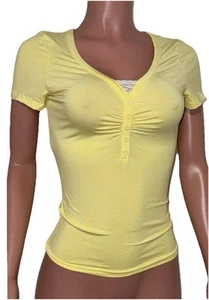Butter yellow s/s henley style top S Peek Of Lace Soft Casual Preppie Tee Top - Picture 1 of 2