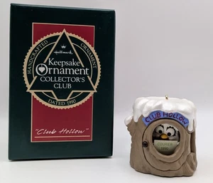 Club Hollow Owl Courier 1990 Hallmark Collector's Club Christmas Ornament - Picture 1 of 3