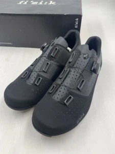 FI'ZI:K TEMPO OVERCURVE R4 WIDE BLACK 45EU 11 1/2 US MENS - Picture 1 of 3