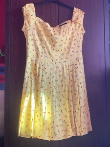 Collectif - Cherry & Lips Print Summer Dress XL - Picture 1 of 4