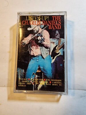 The Charlie Daniels Band Cassette Listen Up! 1990 VG+ CS20 Foto 1 de 2