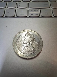 1980 Gibraltar Elizabeth II One Crown Coin - Picture 1 of 3