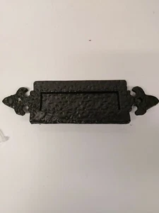 7 x3 BLACK ANTIQUE CAST IRON SPRUNG LETTER PLATE ( old stock) - Picture 1 of 8