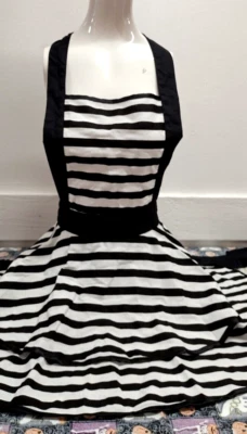 Delantal Blanco y Negro RETRO VINTAGE ESTILO NEW WAVE TALLA GRANDE DELANTAL PUNK EMO Foto 1 de 4