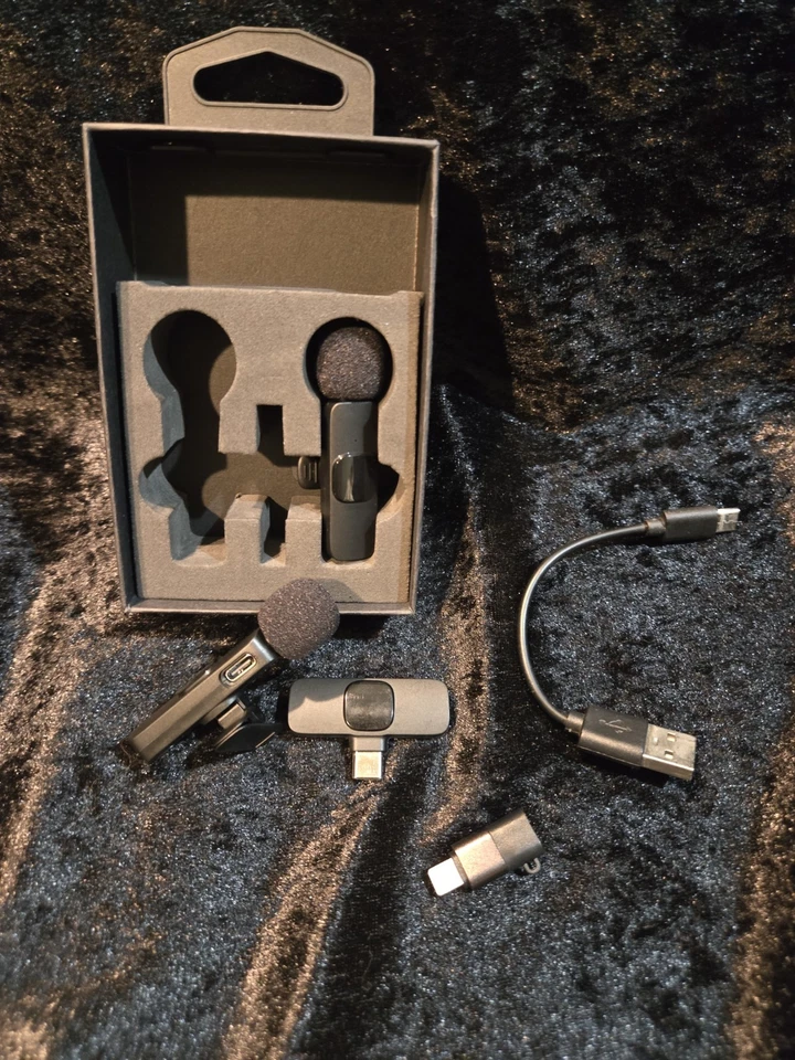 Oraolo USB-C Mini Wireless Lavalier Microphone , 2 Pack Professional Lapel Mics - Image 1 of 2