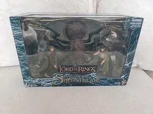NEU 2005 TOYBIZ HERR DER RINGE DIE RÜCKKEHR DES KÖNIGS SCHLACHT IN SHELOBS HÖHLE - Bild 1 von 10