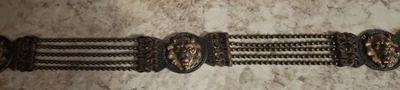Cinturón vintage con cadena medallón cabeza de león tono dorado Foto 1 de 4