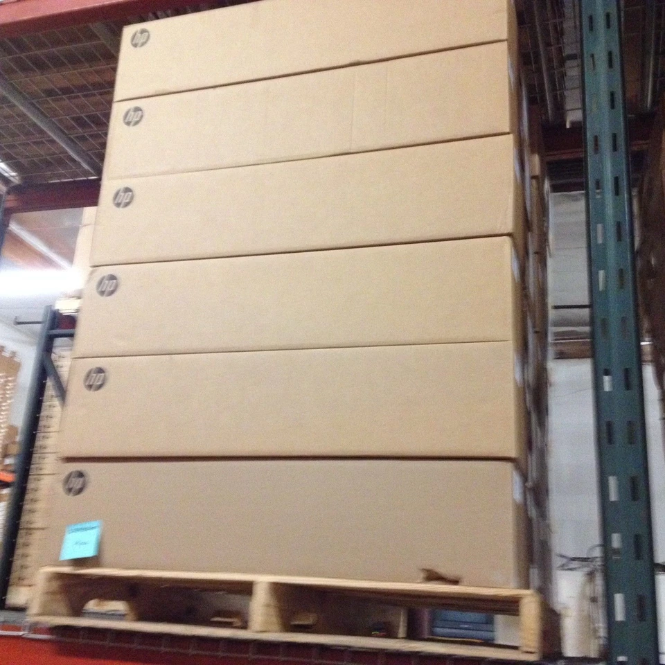 736947-001 HP ML350p Gen8 E5-2609v2 1P 4GB P420i/ZM 6 LFF 3.5" Server HP RENEW* - Image 1 of 4