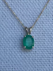 0,8 Karat kolumbianischer natürlicher Smaragd Anhänger, 14 Karat Gold, Kette inklusive - Bild 1 von 9