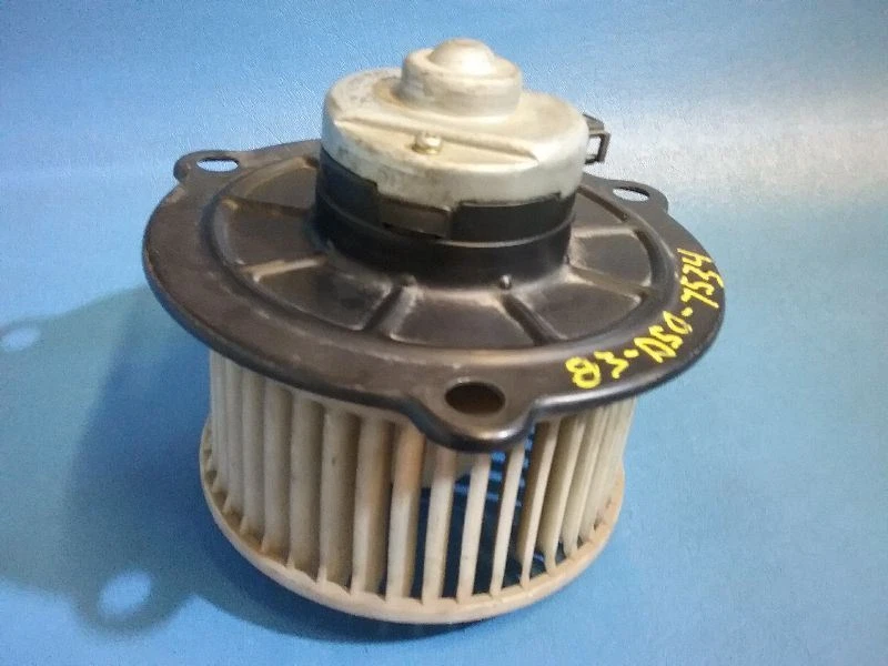 81 82 83 84 85 86 Dodge D50 camión soplador motor 162500-1052 D-50 PU 14456 Foto 1 de 4