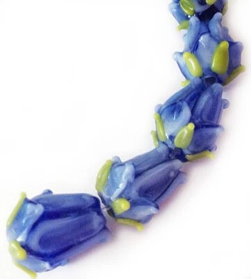 Cuentas de vidrio de murano hechas a mano azules pequeñas rosas brotes flor 11 mm 4 cuentas (#a96b) Foto 1 de 3