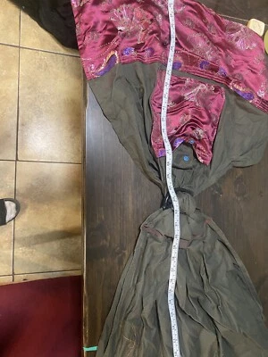 PORTADOR DE BEBÉ Anillo Eslinga Oliva Con Borde de Seda y Bolsillo Talla Pequeña Foto 1 de 4