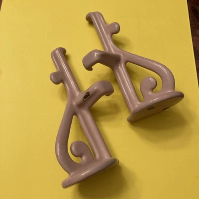 ❤️Par de soportes de estante de porcelana rosa de hierro fundido Foto 1 de 4