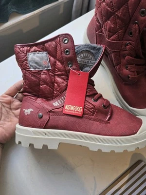 Mustang size Gr.41 (unisex) ankle boots colour Rot (red) - Image 1 of 4