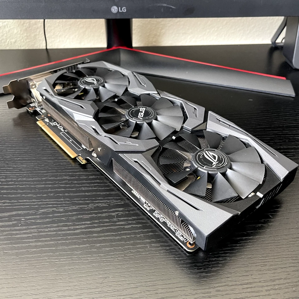 ASUS ROG Strix Radeon RX 480 8GB GDDR5 Gaming Graphics Card - Fully Working - Image 1 of 4