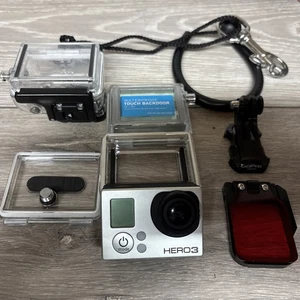 GoPro Hero 3 mit Zubehör - Bild 1 von 17