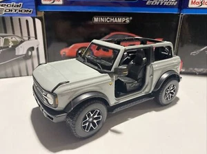 2021 Ford Bronco Badlands 1/18 Scale Maisto Special Edition Topless - Gray - Picture 1 of 8