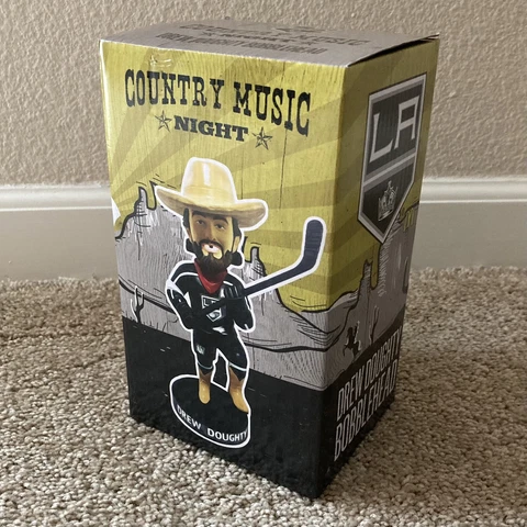 LA Kings DREW DOUGHTY Bobblehead COUNTRY MUSIC NIGHT giveaway SGA 2018 NHL new Cover