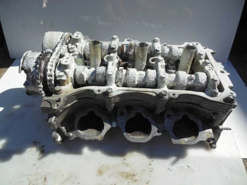Passenger Cylinder Head 3.5L 2GRFE Engine 6 Cylinder Fits 05-18 AVALON 513808 Foto 1 de 4