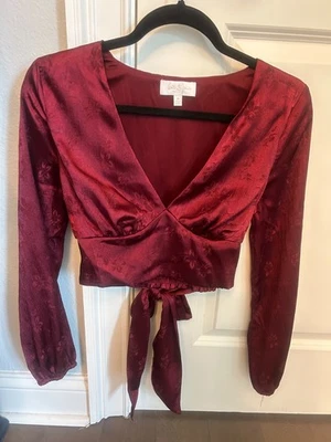 Love & PIece Women's Burgandy V-Neck Blouse With Tie in Back Size M Medium - Image 1 of 4