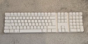 Apple A1016 Original Wireless Bluetooth Keyboard QWERTY Malaysian Layout NEW - Picture 1 of 5