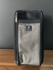 Offizielle Nintendo GameCube Tragetasche Tasche Reisetasche für Konsole & Zubehör - Bild 1 von 3