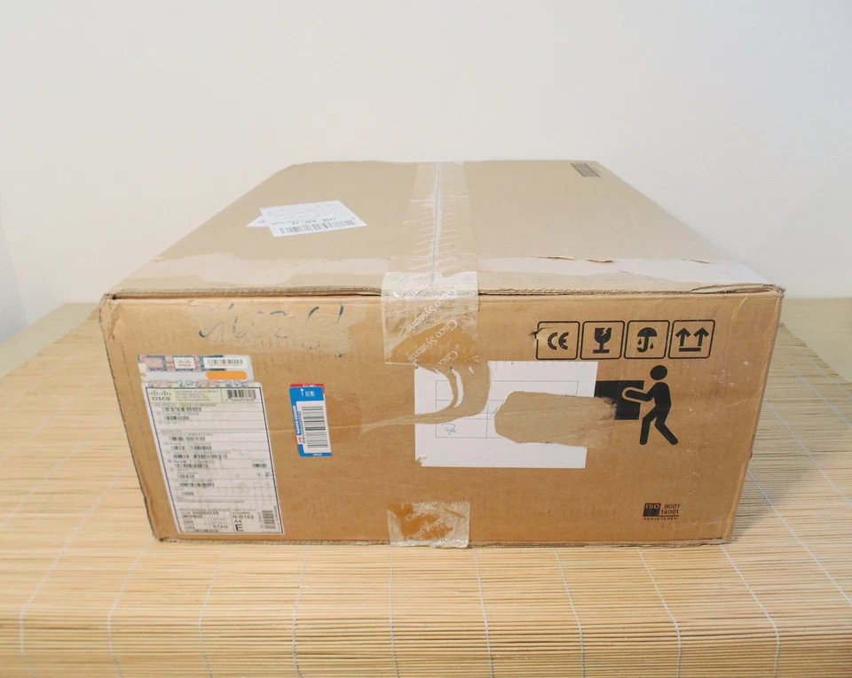 NEW Cisco 3945/K9 Integrated Services Router ISR G2 with SPE150 NEU Ungeöffnet - Bild 1 von 1