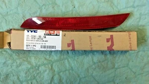 right rear reflector fits 2012-2013 BMW 325 328 sedan 17-5341-00-9A - Picture 1 of 1