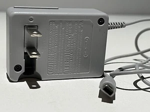 Official OEM Nintendo WAP-002 DSi XL 3DS AC Adapter Charger Power Supply Cable - Bild 1 von 3