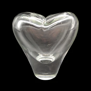 Herzförmige mundgeblasene Kunstglas Briefbeschwerer Knospe Vase - 4" klein schwer klar Kristall - Bild 1 von 9