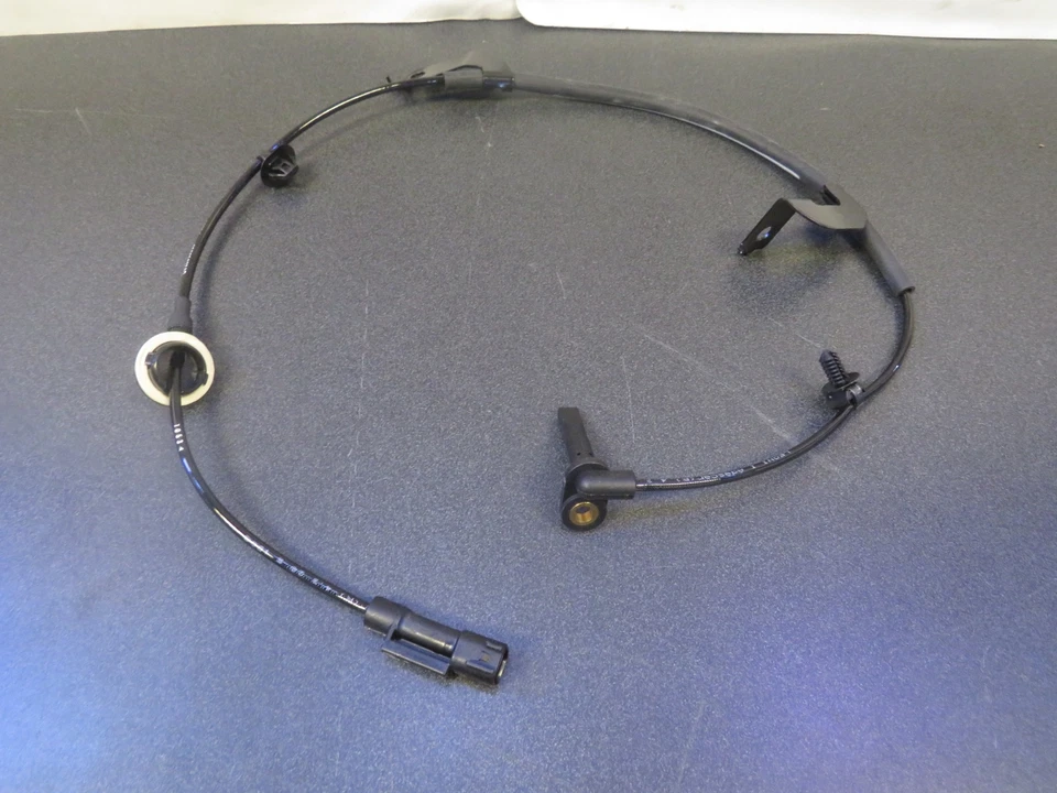 Sensor de frenos antibloqueo delantero izquierdo Dodge Journey 2009-2020 nuevo fabricante de equipos originales Mopar Foto 1 de 4