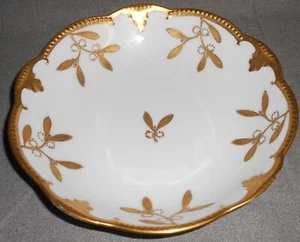 Antica ciotola porcellana AKCD incrostata oro 8 5/8" LIMOGES - FRANCIA - Foto 1 di 6