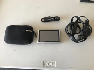 Garmin Nuvi 1350 Automotive GPS Unit - Picture 1 of 4