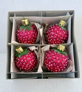 Ornamenti natalizi vintage in vetro fragola Christborn Smith & Hawken set di 4 - Foto 1 di 10