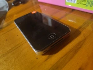 I Phone 4s Unlocked - Afbeelding 1 van 6