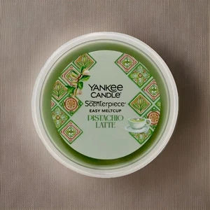 Yankee Candle Wax Melt Cup - Pistachio Latte (2.2 oz) - Picture 1 of 1