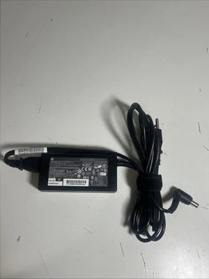 Genuine HP 65W Laptop Power Adapter Charger w/ Cords TPC-LA58 19.5V 3.33A - Used - Image 1 of 4