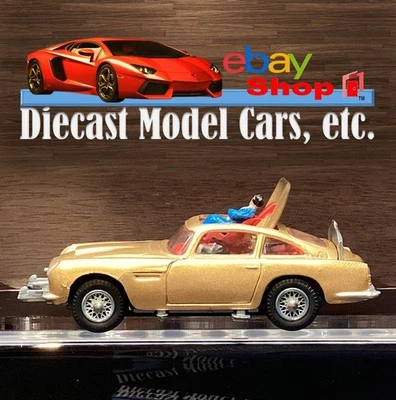 VINTAGE CORGI J. B. DB5, 1965 #261, LIGHTLY PLAYED WITH, RARE CHROME SHIELD, NM. - Image 1 of 4