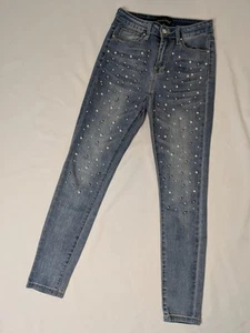 Frank Lyman  Design Small High Rise Distressed Stretch Denim Embellished Pearl - Picture 1 of 4