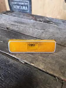 1989-1993 DODGE RAM FENDER MARKER LIGHT BRAND NEW - Picture 1 of 6