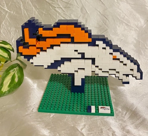 LEGO SET—3D NFL Denver Broncos Horse Head Logo ASSEMBLED! Cover