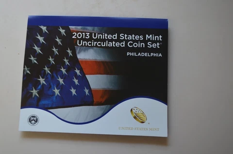 2013  US Mint Uncirculated Coin Set P  Minted 14 Coins with COA Cover