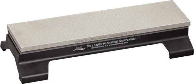 DMT Dia-Sharp Magnabase System Combines 12" x 3" double sided diamond stone with - Image 1 of 1