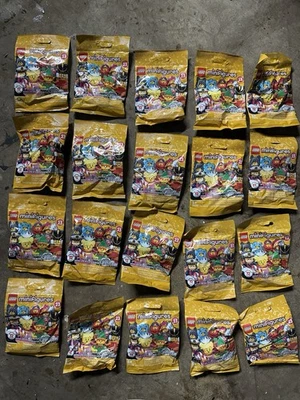 LEGO Minifigures Series 23 Mystery Packs – Lot of 20 Sealed Packs (71034) NEW - Image 1 of 3