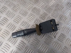 COMMODO Commande Volant Phare Clignotant - CITROEN SAXO - Référence : 96049667ZL - Picture 1 of 5