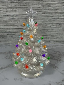 White Winter Ceramic Light-up Christmas Tree 8” Battery Operated - Bild 1 von 11