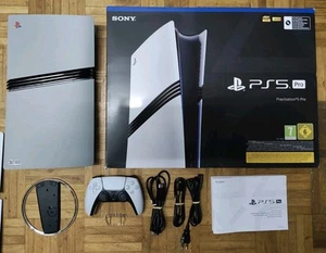 Playstation PS5 Pro im 30th Anniversary Look mit neuem Controller + Top Zustand - Bild 1 von 7