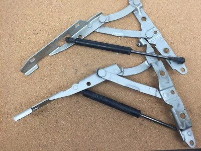 JAGUAR X100 XK8 XKR 1997-2006 JUEGO DE BISAGRAS MALETERO IZQUIERDA Y DERECHA FJA3026AE FJA3027AE Foto 1 de 2